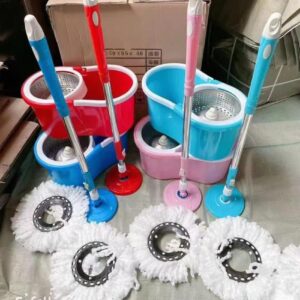 Spin mop with bucket